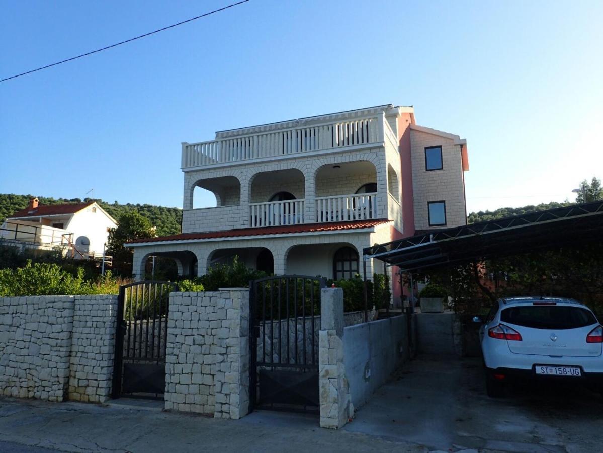 Apartments By The Sea Slatine, Ciovo - 1128 Εξωτερικό φωτογραφία