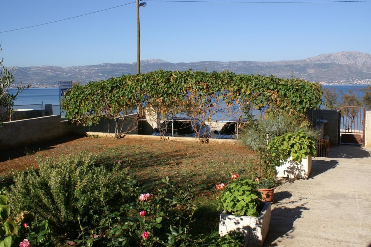 Apartments By The Sea Slatine, Ciovo - 1128 Εξωτερικό φωτογραφία