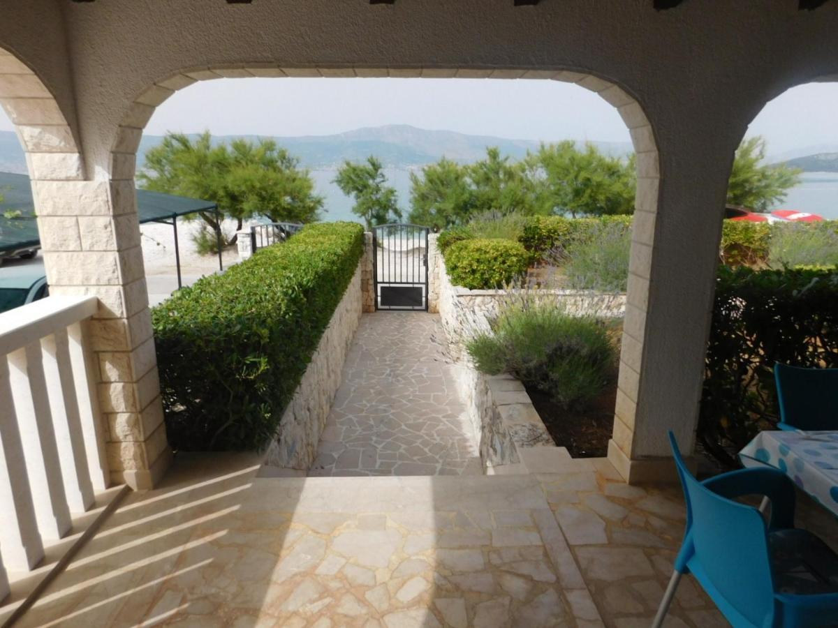 Apartments By The Sea Slatine, Ciovo - 1128 Εξωτερικό φωτογραφία