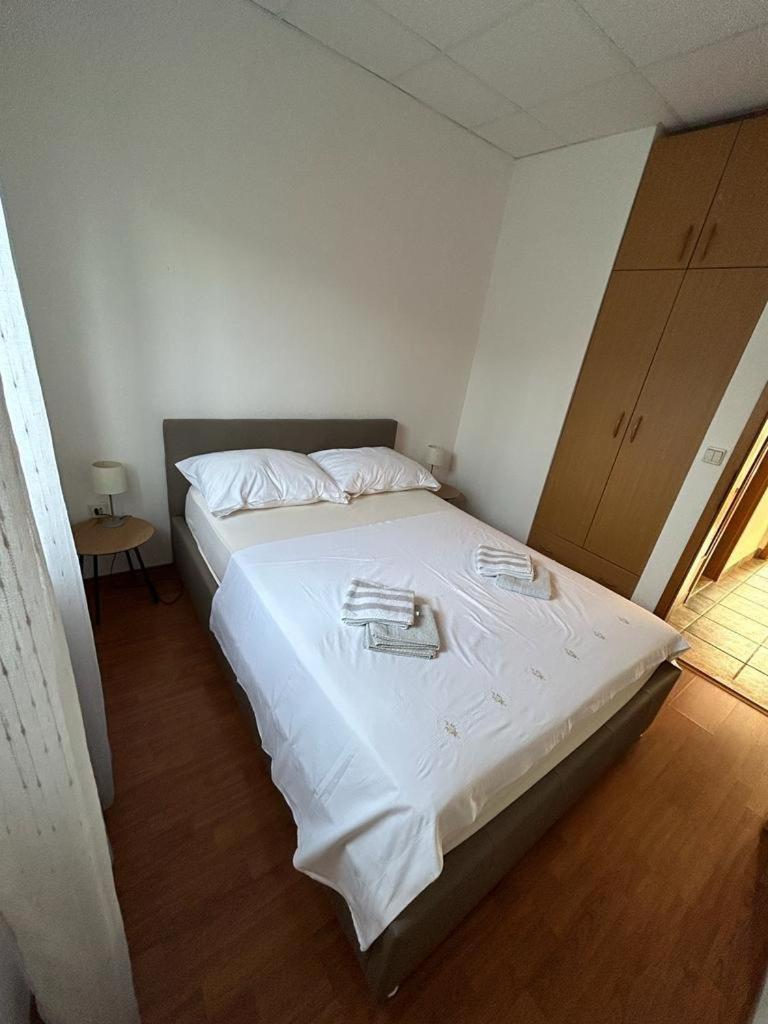 Apartments By The Sea Slatine, Ciovo - 1128 Δωμάτιο φωτογραφία